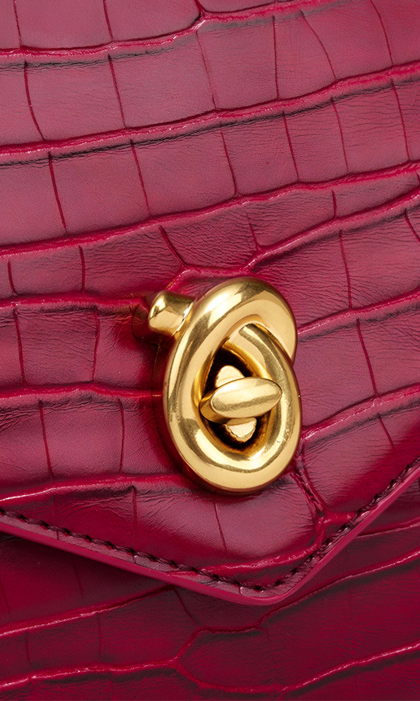 Croco-Grain Clutch