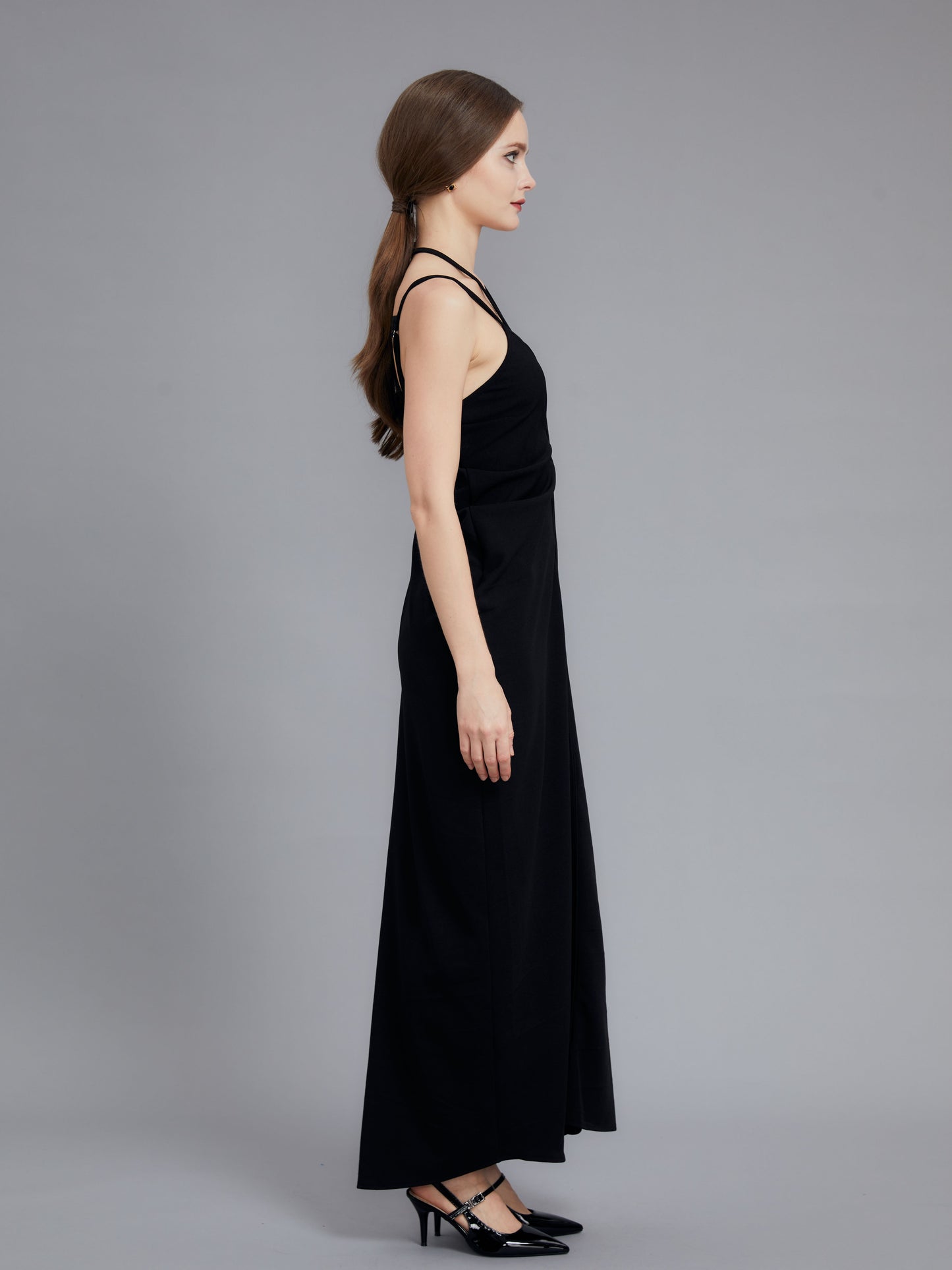Neckless Backless Black Maxi Dress