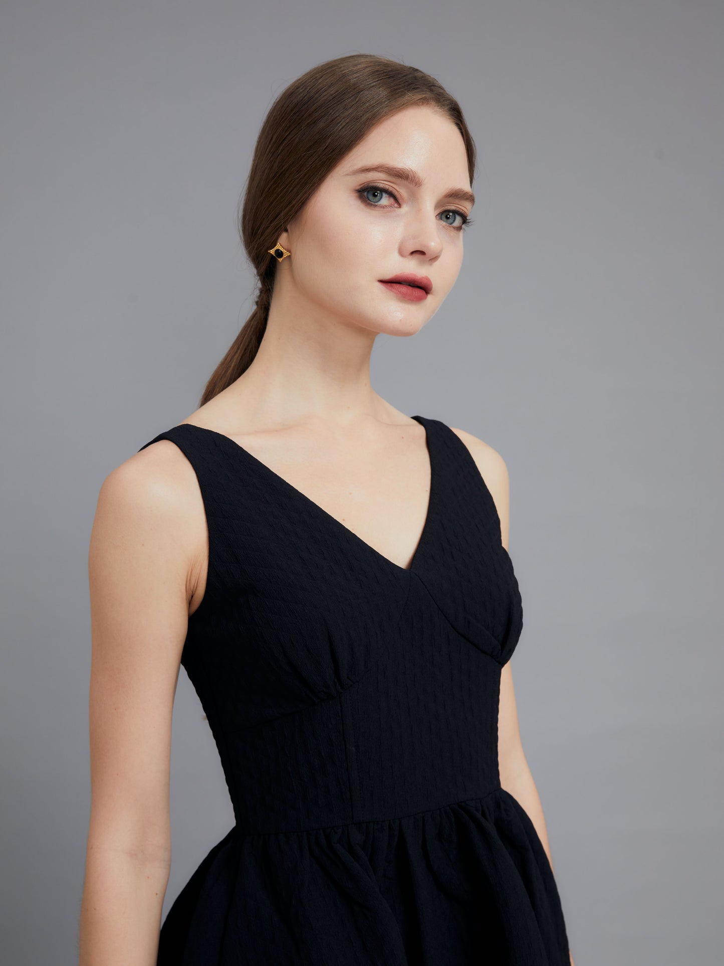 Cotton linen v-neck little black dress