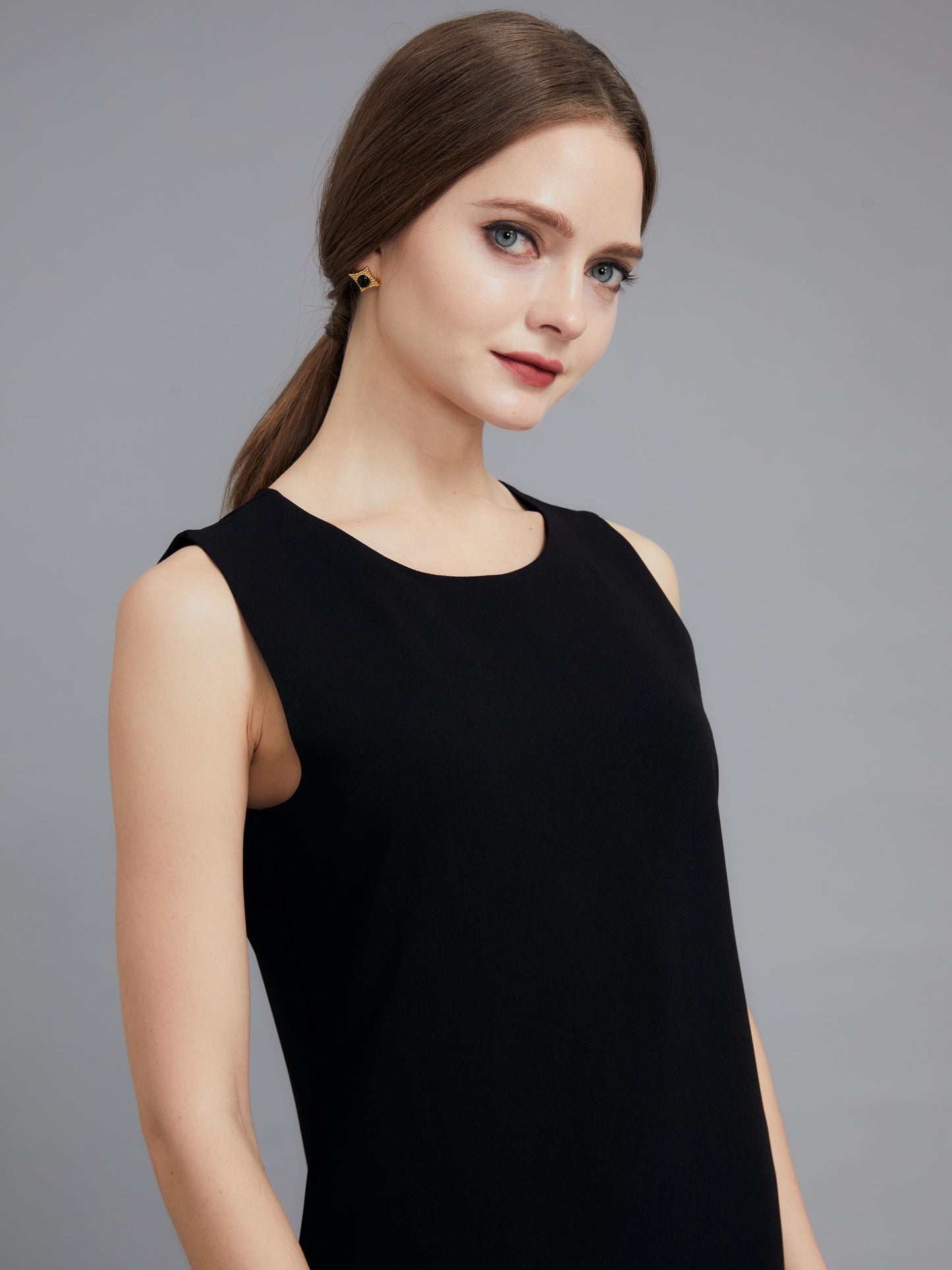 Loose Sleeveless Midi Dress