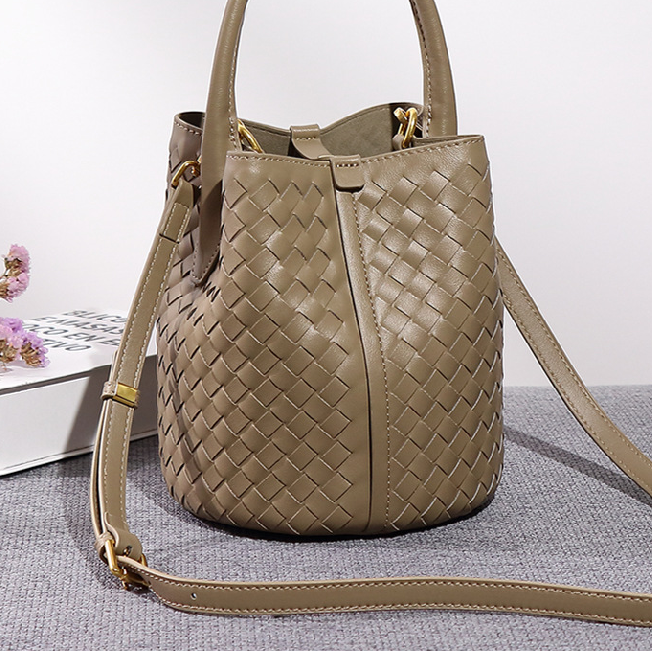 Elegant Woven Leather Bucket Bag