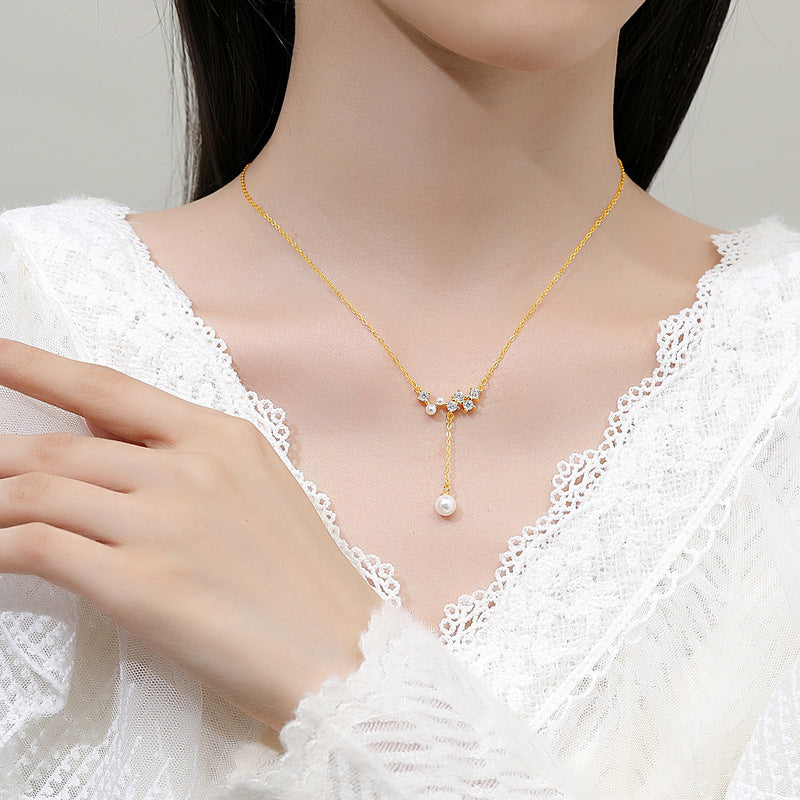 Starry Pearl Necklace