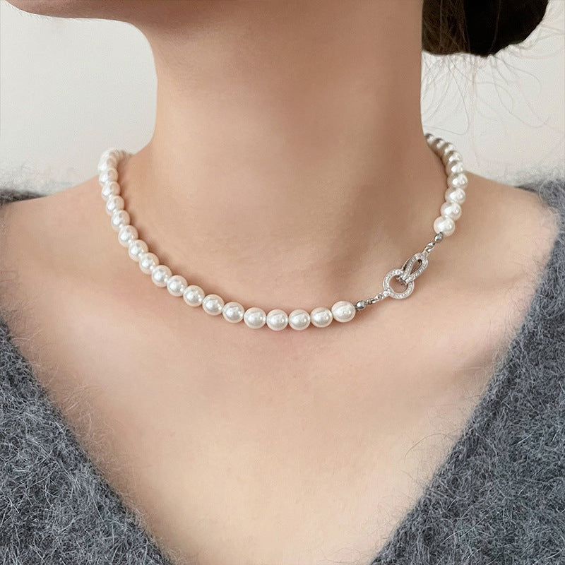 Elegance Pearl Bracelet with Gold Clasp