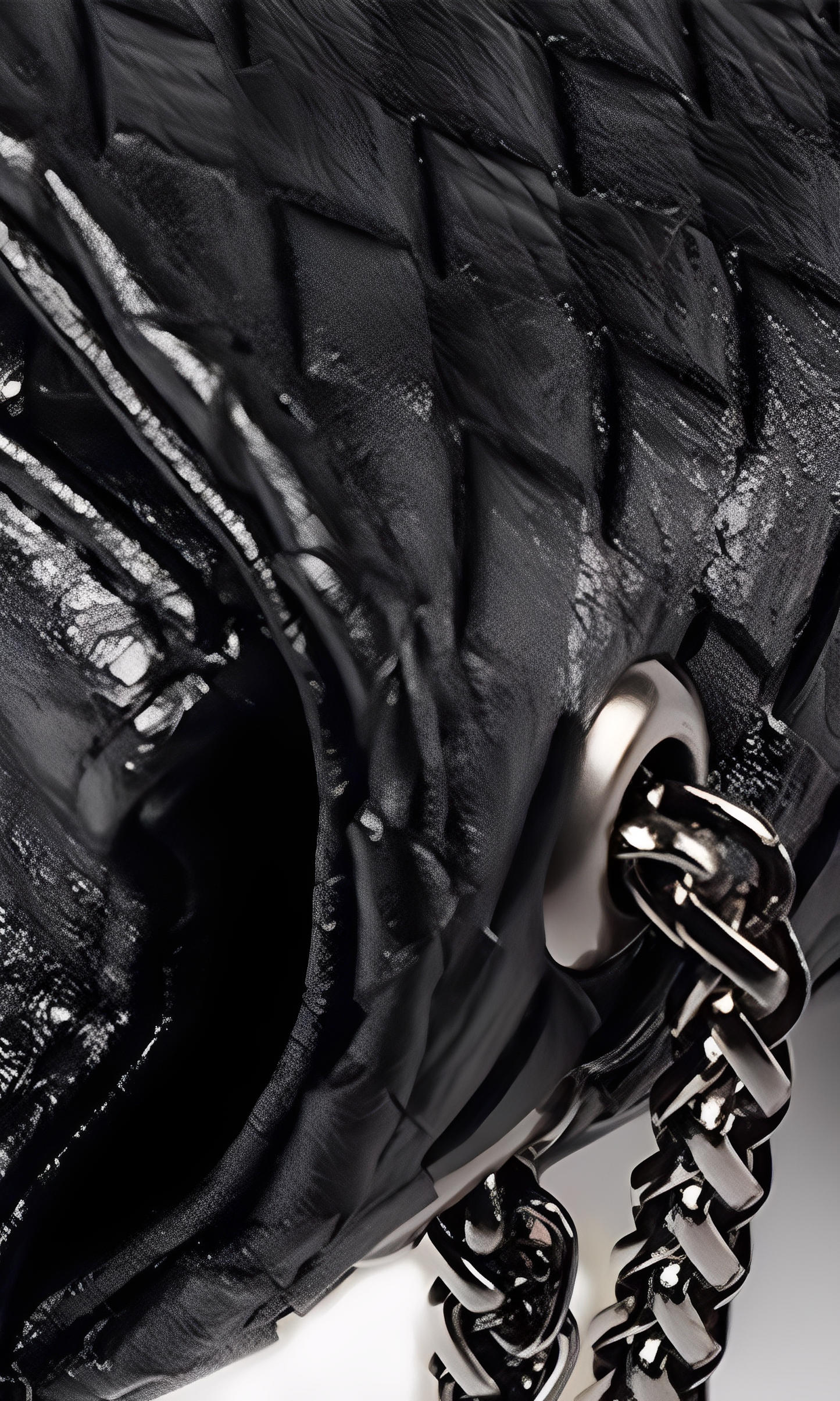 Noir Weave