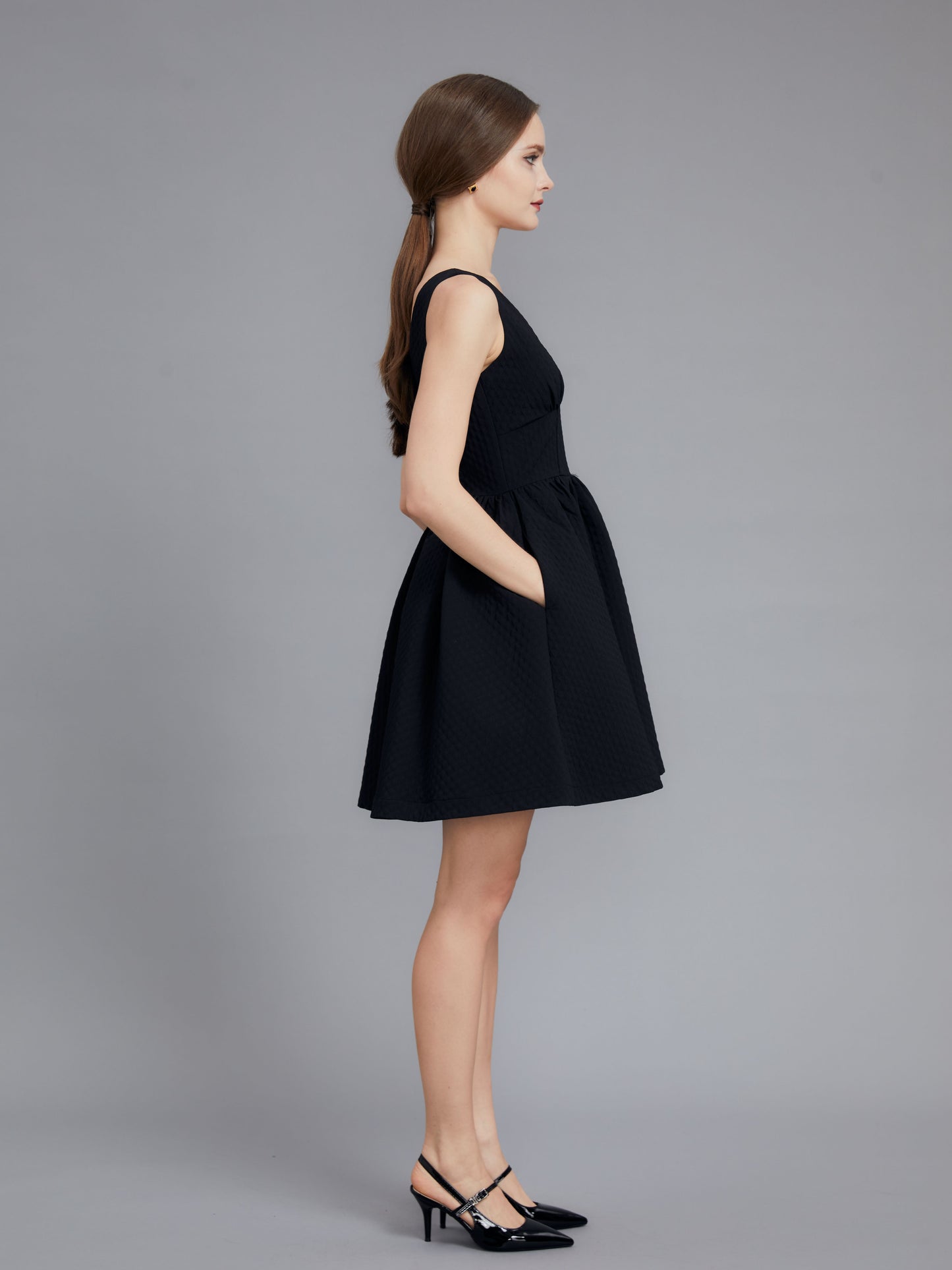 Cotton linen v-neck little black dress