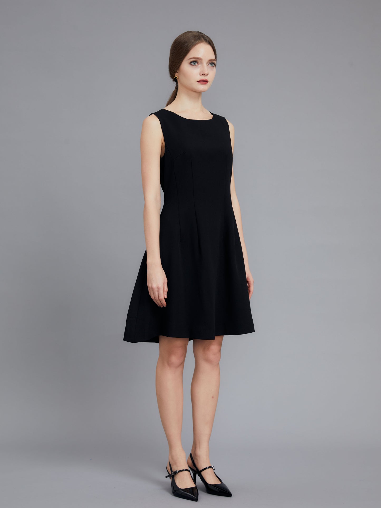 Simple cotton linen little black dress