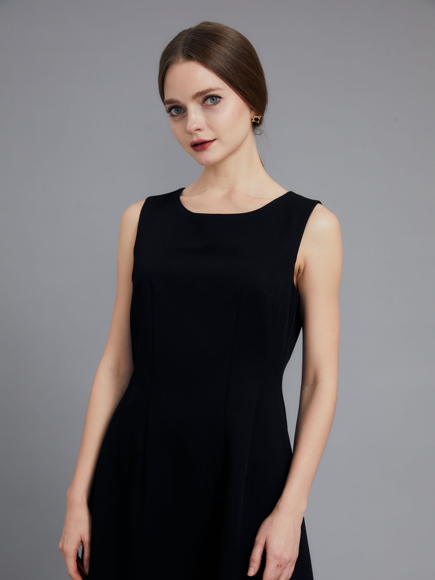 Simple cotton linen little black dress