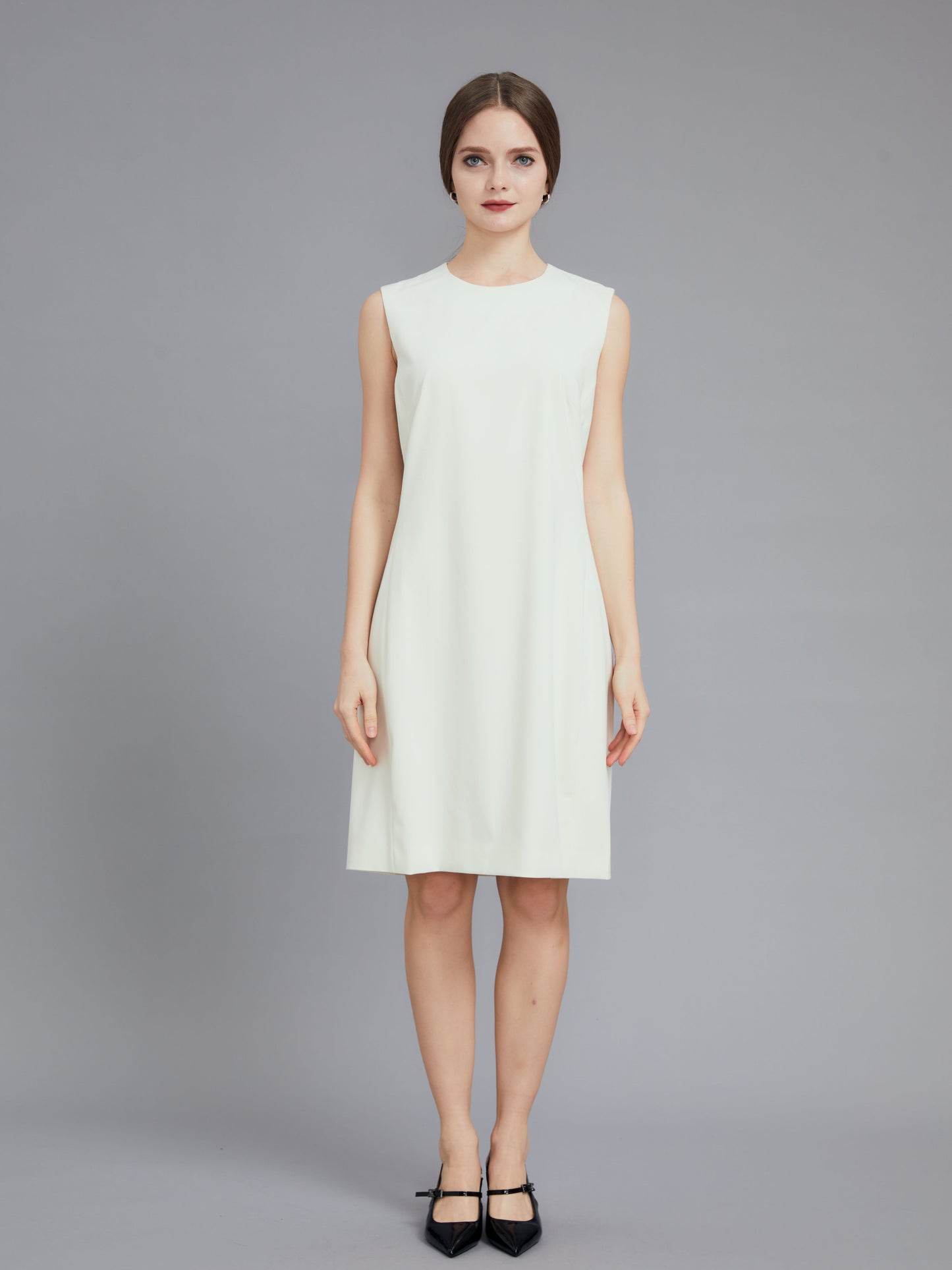 White Sleeveless Casual Dress