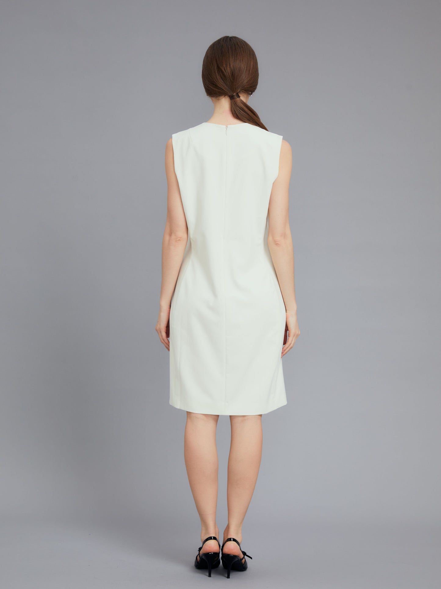 White Sleeveless Casual Dress