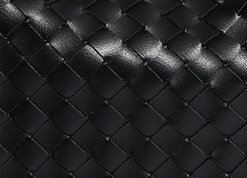 Aurora Luxe Wristlet Bag