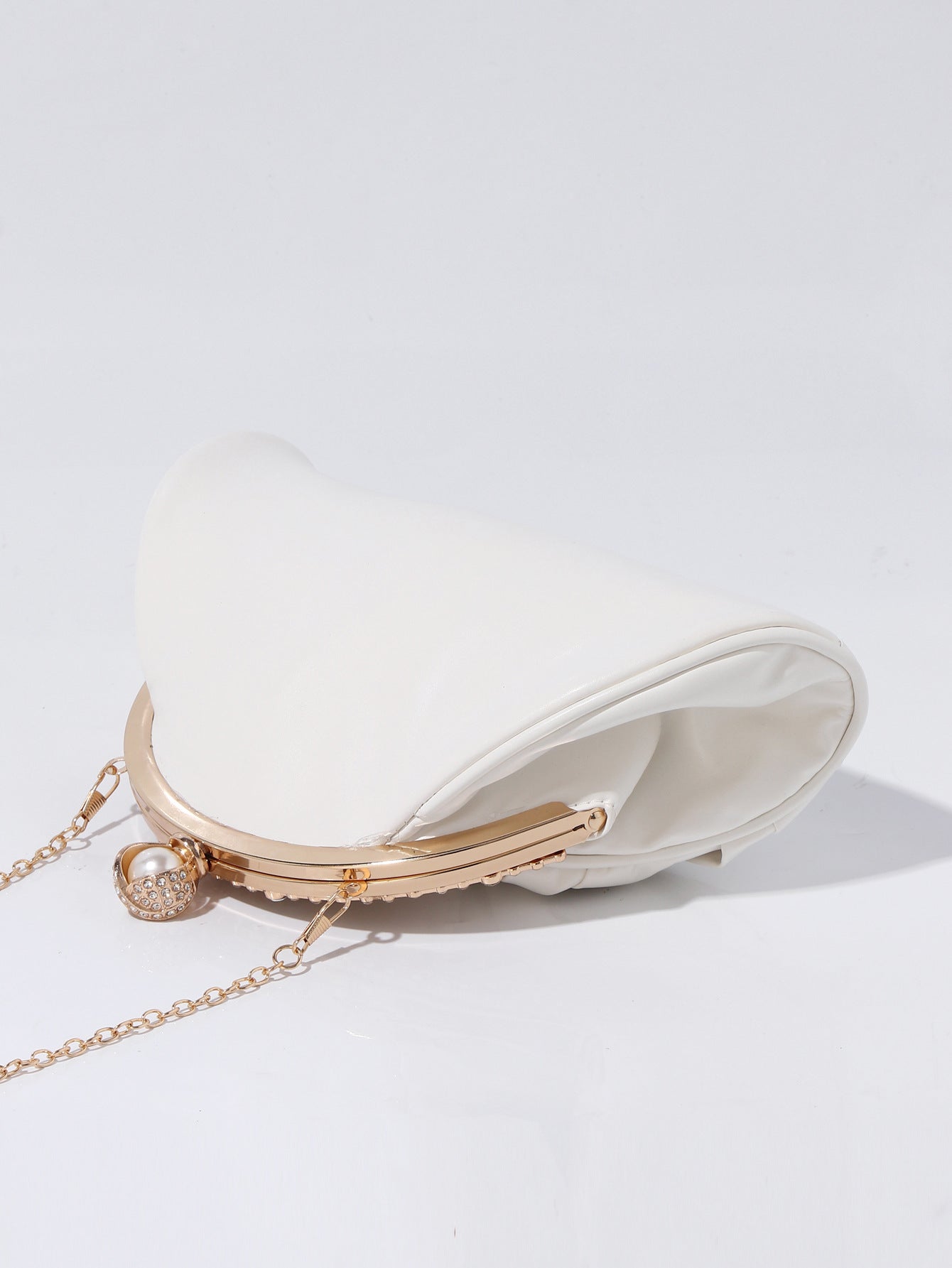 Aurora Pearl Clutch